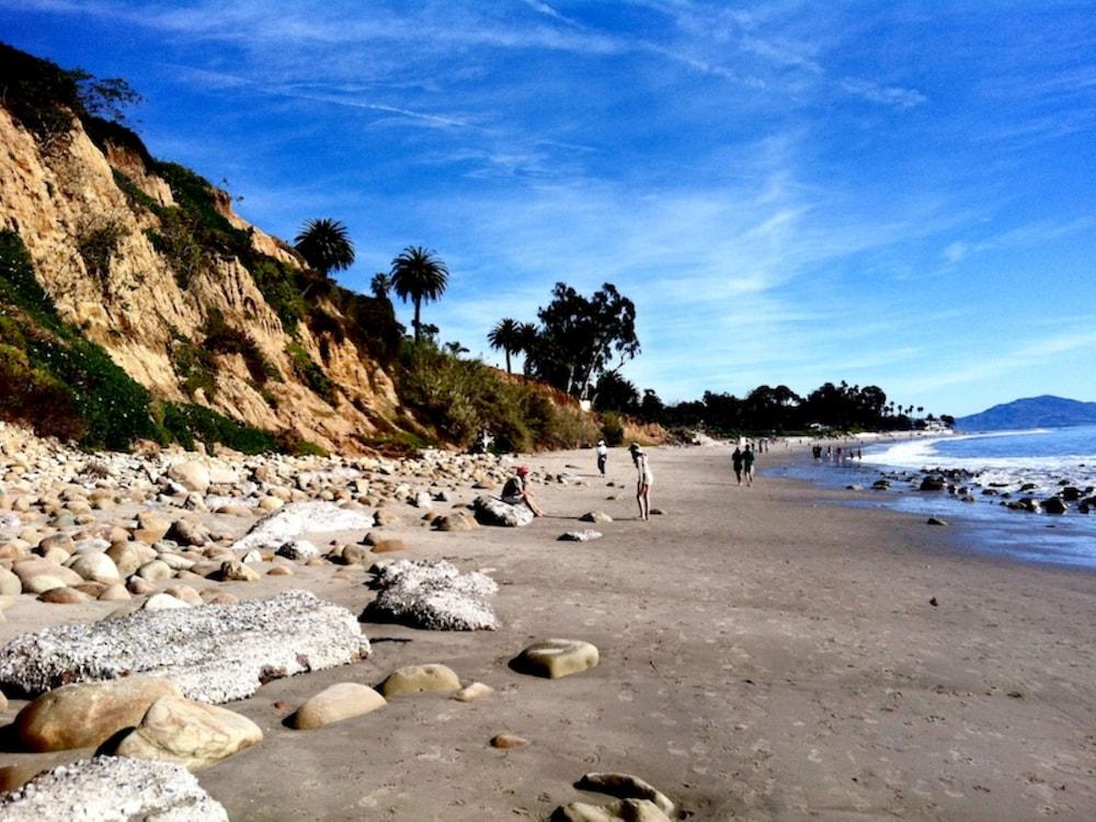 Coast Village 2*