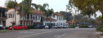 Motel Coast Village
